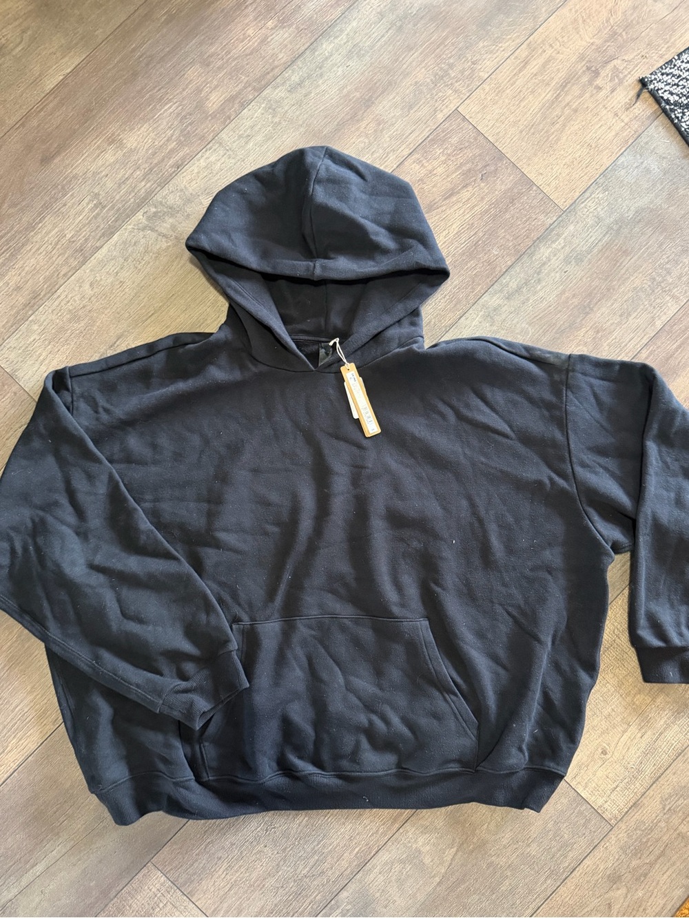 SKIMS Black Pullover Hoodie Sweatshirt